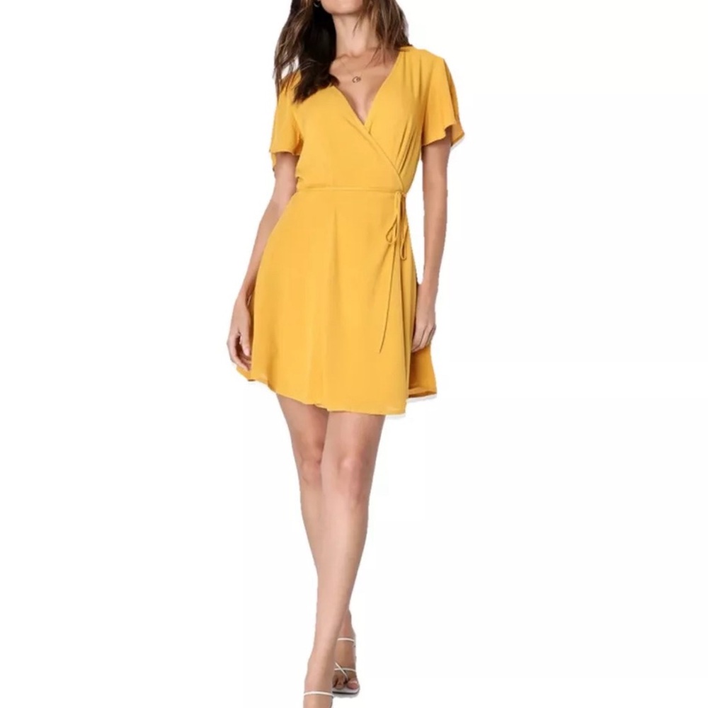 Lulus Harbor Point Mustard Yellow Flutter Sleeve Mini Wrap Dress Size L NWT